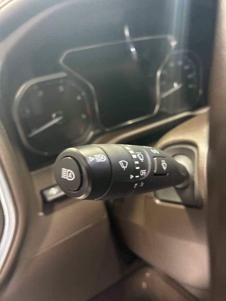 Used 2022 GMC Sierra 2500 Denali w/ Denali Ultimate Package image 8