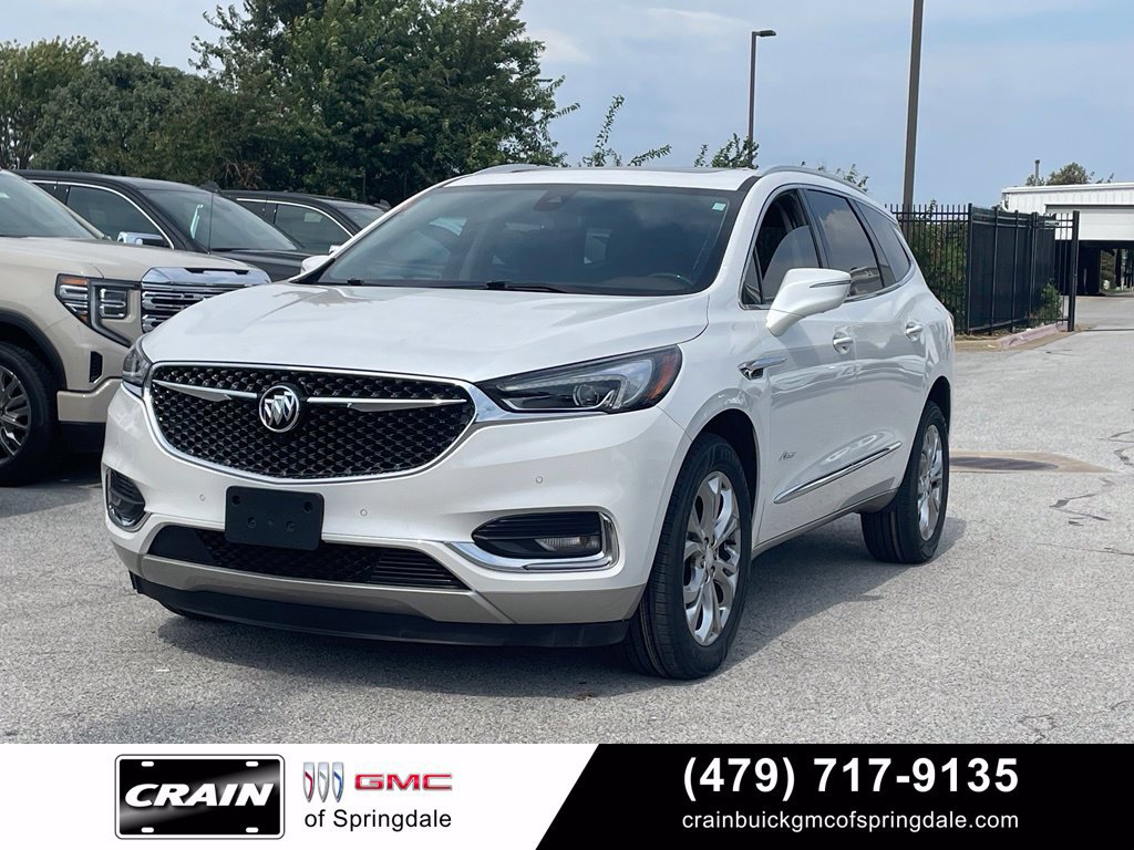 Used 2018 Buick Enclave Avenir w/ Avenir Technology Package FWD image 3