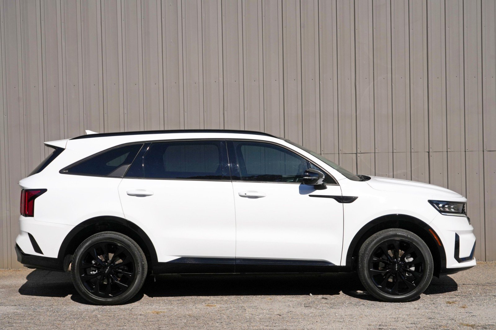 Used 2023 Kia Sorento SX AWD/4WD image 49