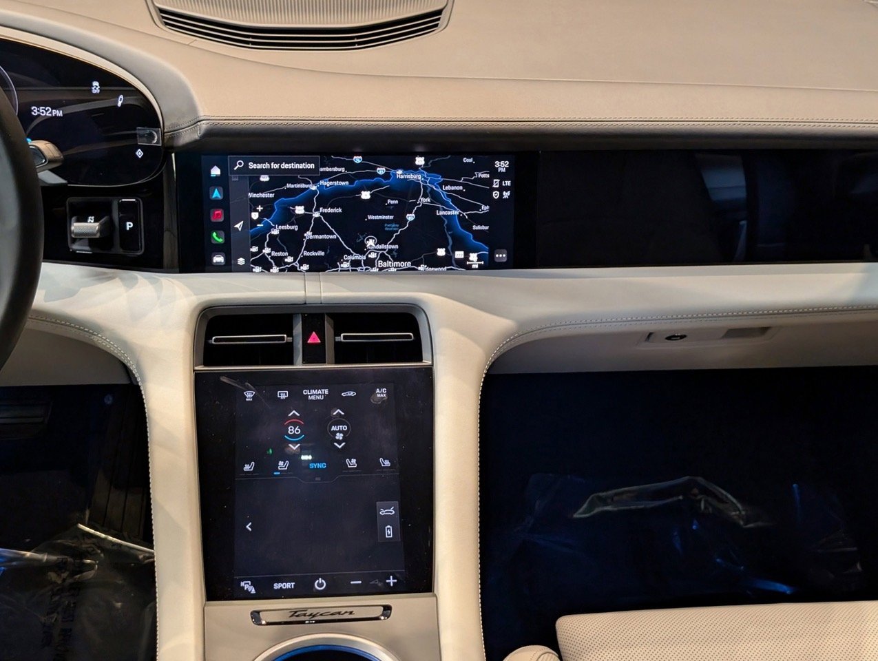 New 2024 Porsche Taycan image 20