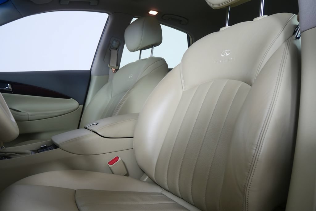 Used 2014 INFINITI QX50 Journey w/ Premium Package RWD image 10