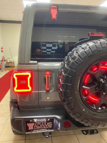 Used 2019 Jeep Wrangler Unlimited Sahara w/ Quick Order Package 24M Moab image 32