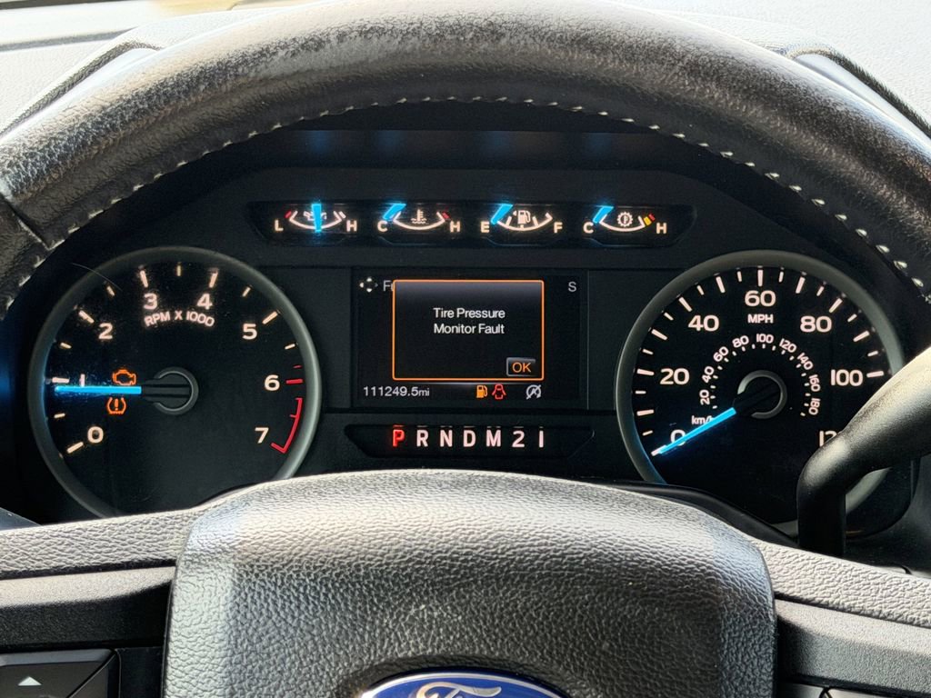 Used 2015 Ford F150 XLT w/ Equipment Group 302A Luxury RWD image 16