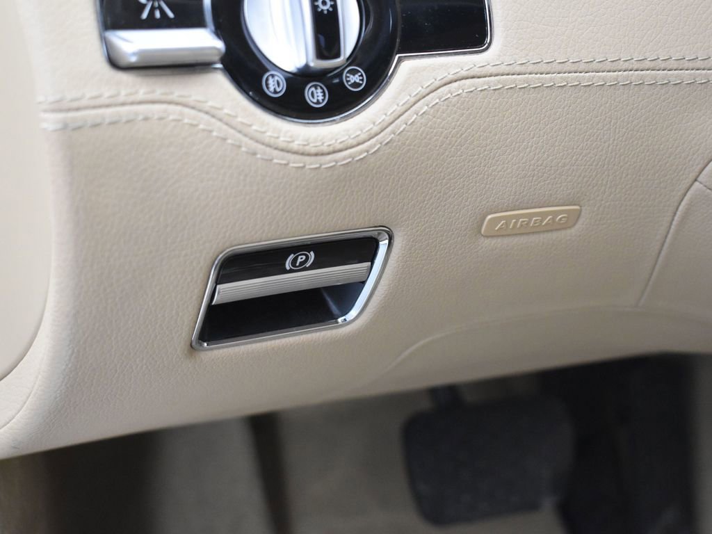 Used 2008 Mercedes-Benz CL 550 image 13