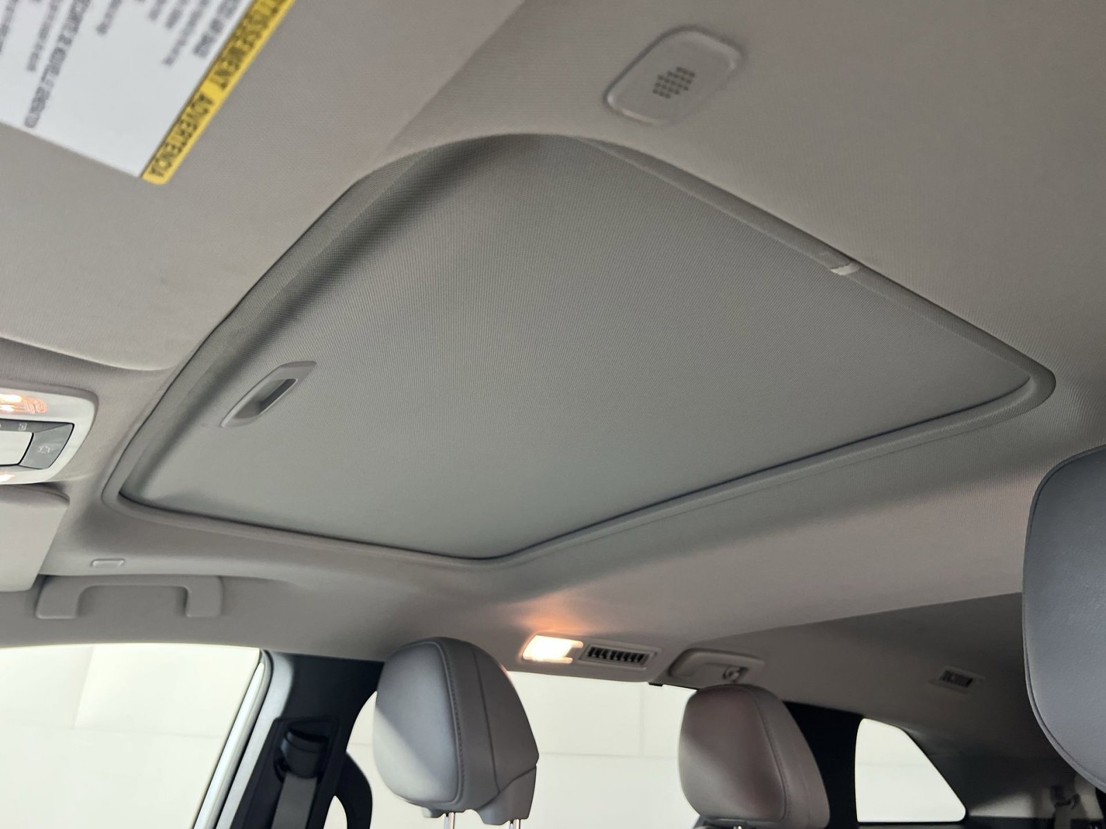 Used 2025 Toyota Sienna XLE image 25