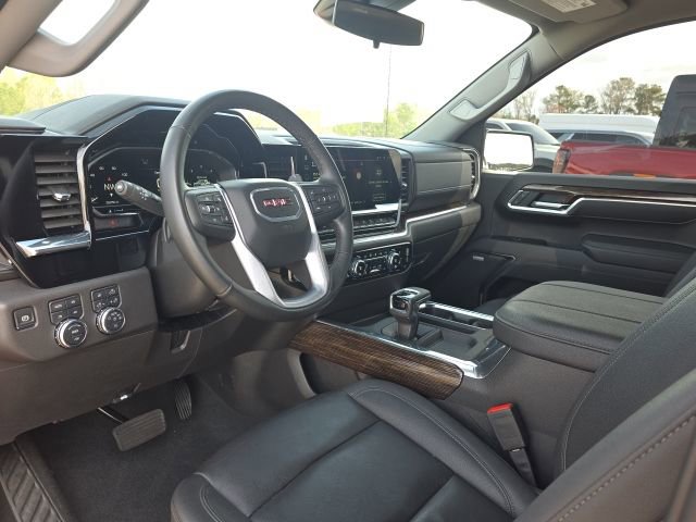 Used 2025 GMC Sierra 1500 Elevation w/ Elevation Premium Package image 27