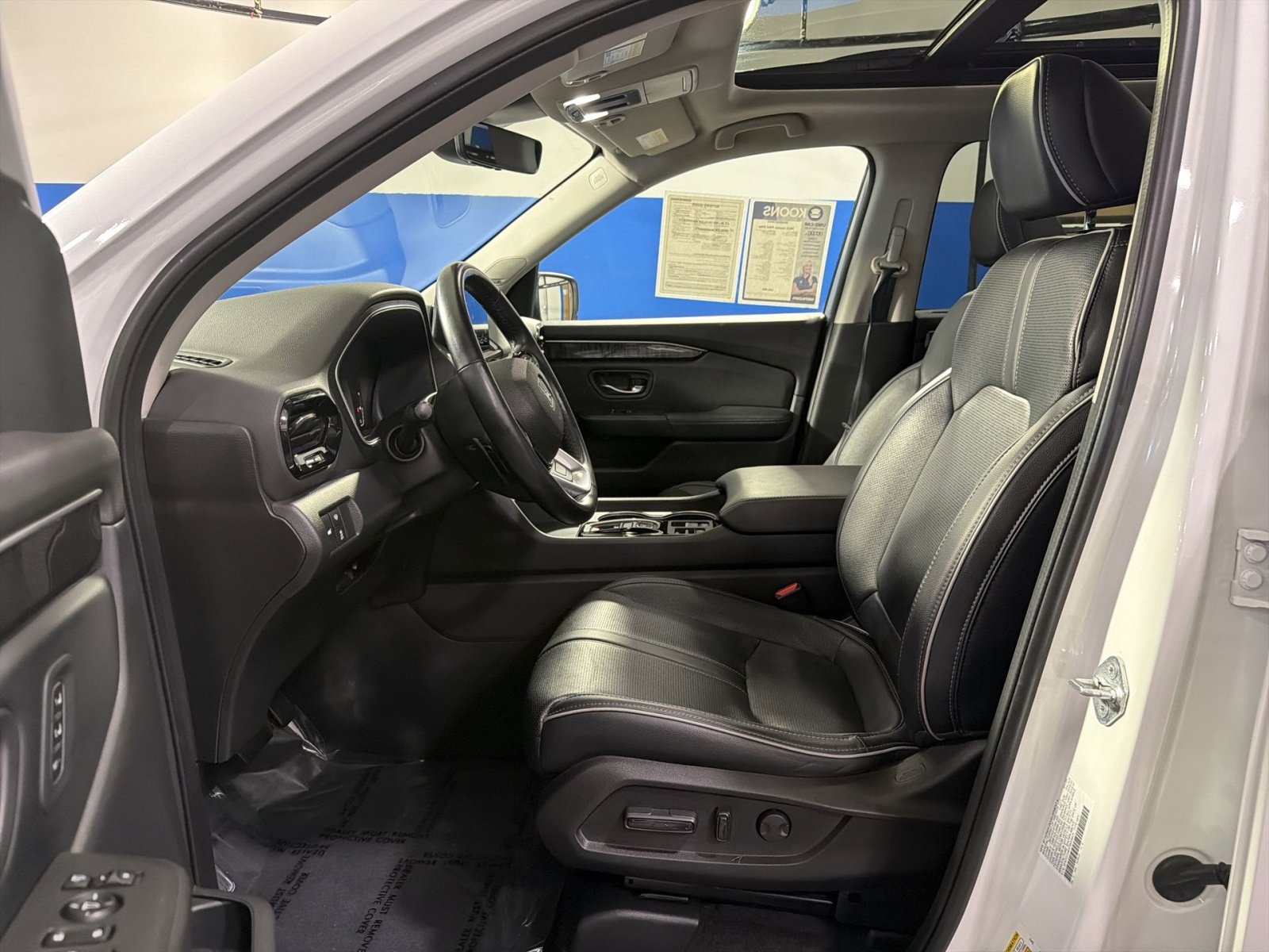 Used 2023 Honda Pilot Elite image 26