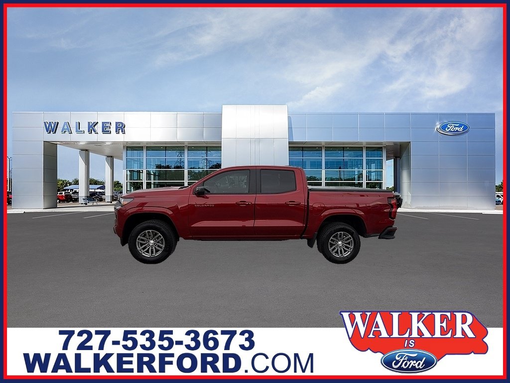 Used 2024 Chevrolet Colorado LT RWD image 1