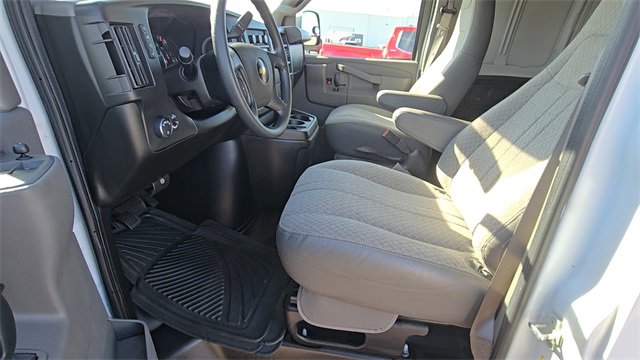 Used 2019 Chevrolet Express 2500 w/ Driver Convenience Package image 14