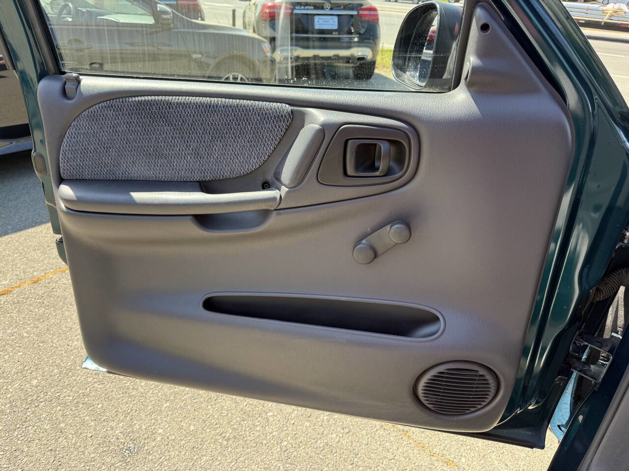 Used 1998 Dodge Dakota 2WD Regular Cab image 16
