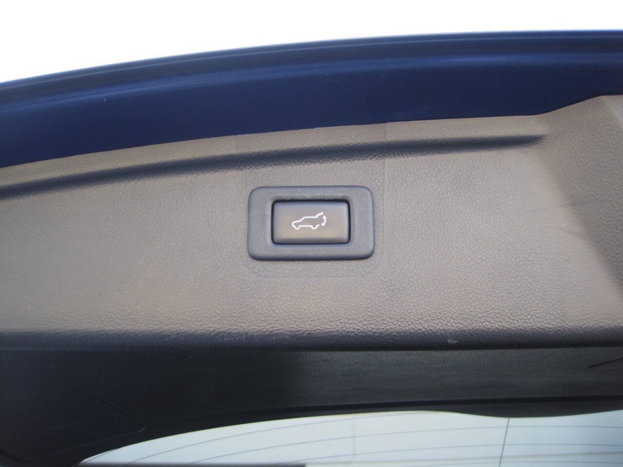 Used 2015 Subaru Outback 2.5i Limited AWD/4WD image 17