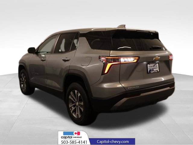 Used 2026 Chevrolet Equinox LT w/ Convenience Package II FWD image 5