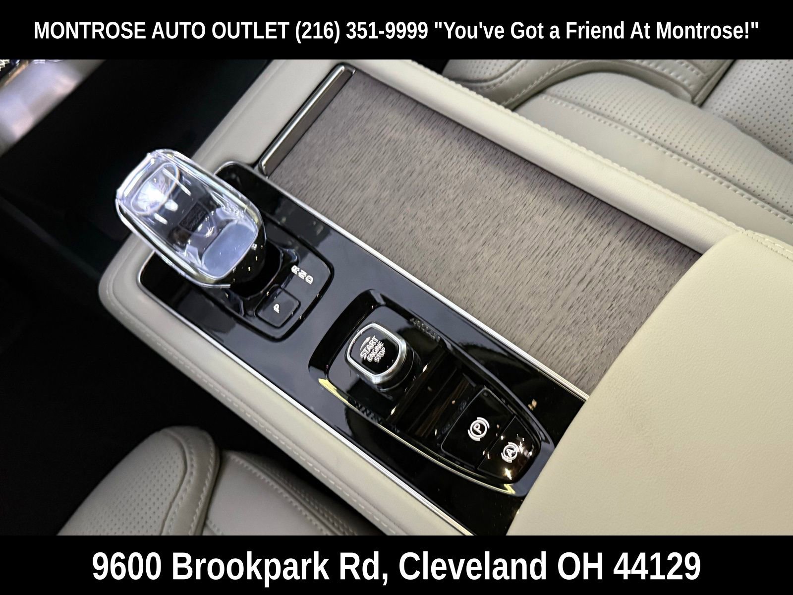 New 2026 Volvo XC90 B6 Ultra w/ Protection Package AWD/4WD image 24
