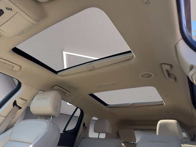 Used 2022 GMC Acadia Denali w/ Denali Ultimate Package image 24