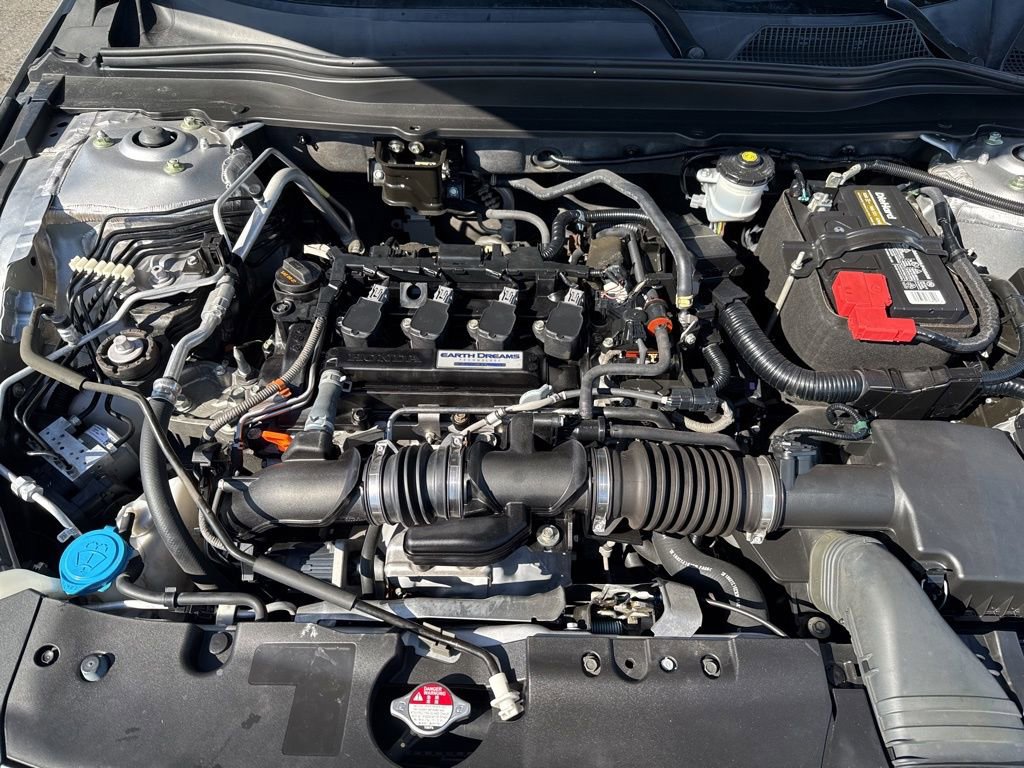 Used 2018 Honda Accord LX image 10