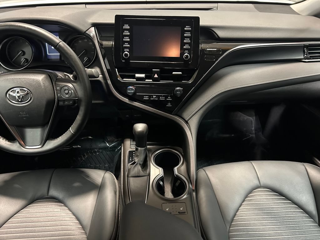 Used 2024 Toyota Camry SE FWD image 15