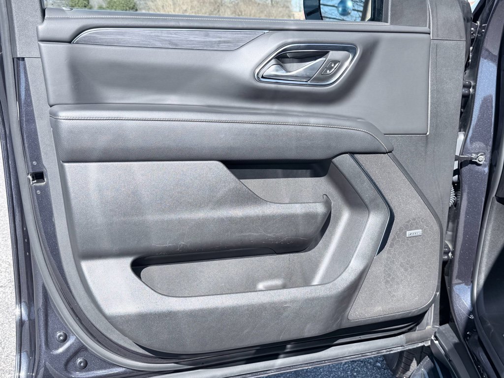 Used 2024 GMC Yukon SLT image 28