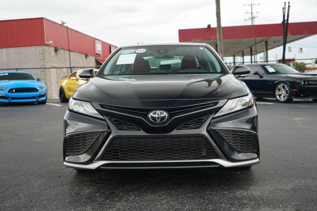 Used 2021 Toyota Camry XSE FWD image 16