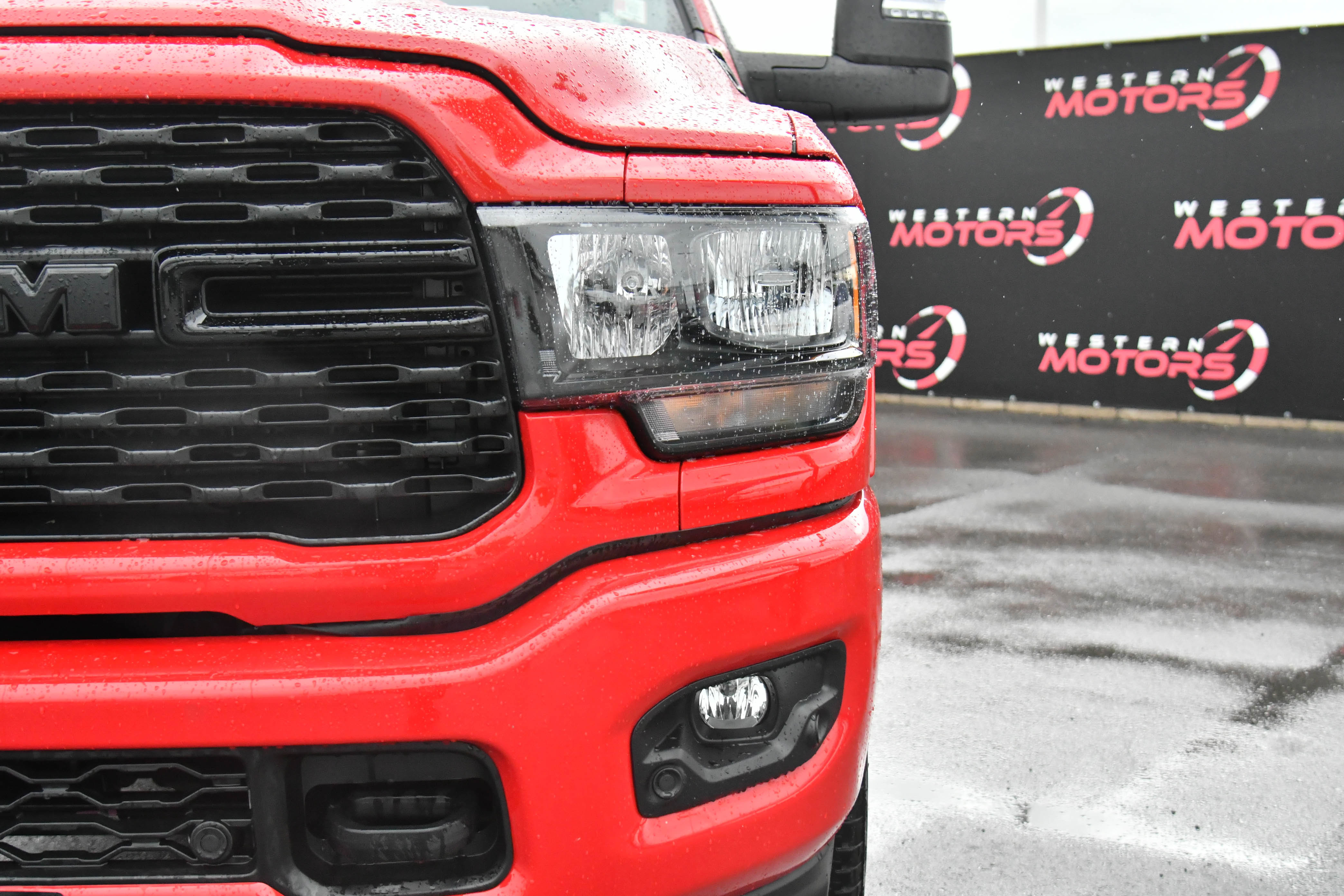 Used 2024 RAM 2500 Big Horn w/ Night Edition AWD/4WD image 11