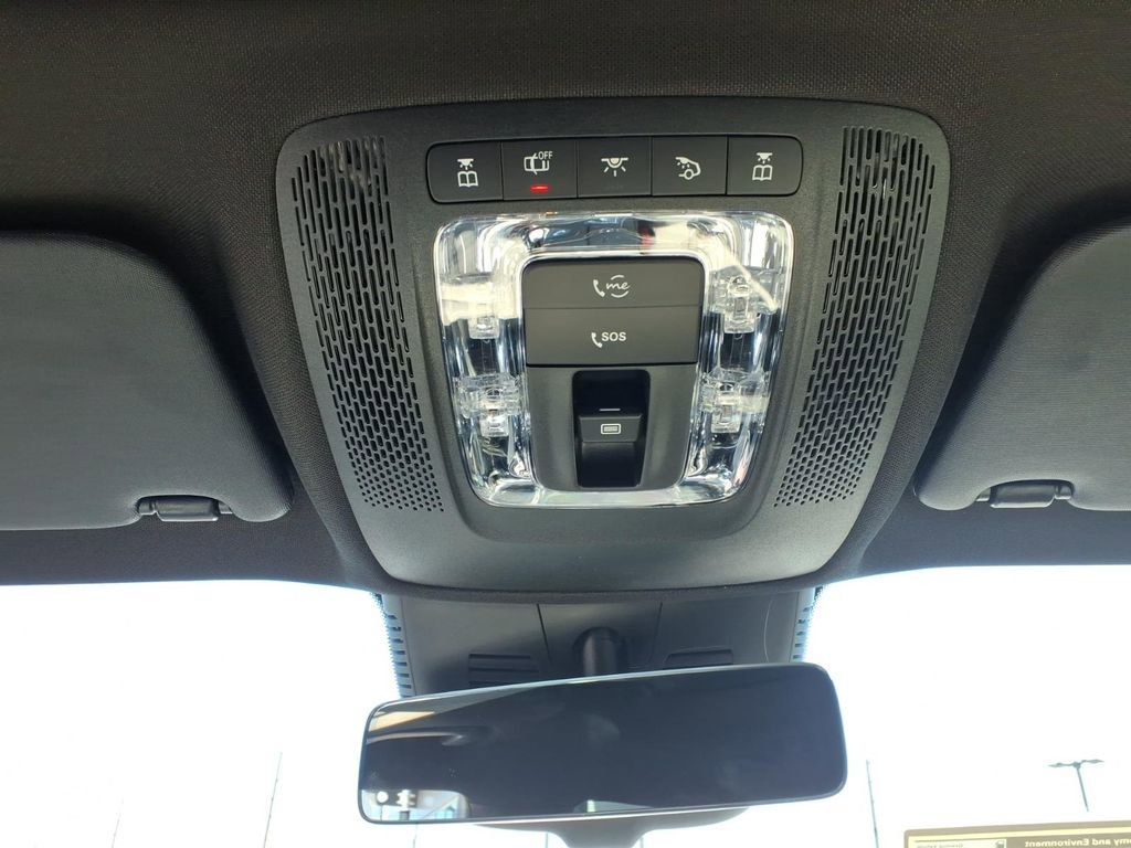 New 2026 Mercedes-Benz GLB 250 4MATIC image 25