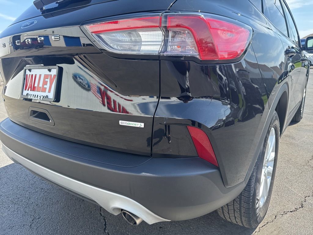 Used 2020 Ford Escape SE FWD image 19