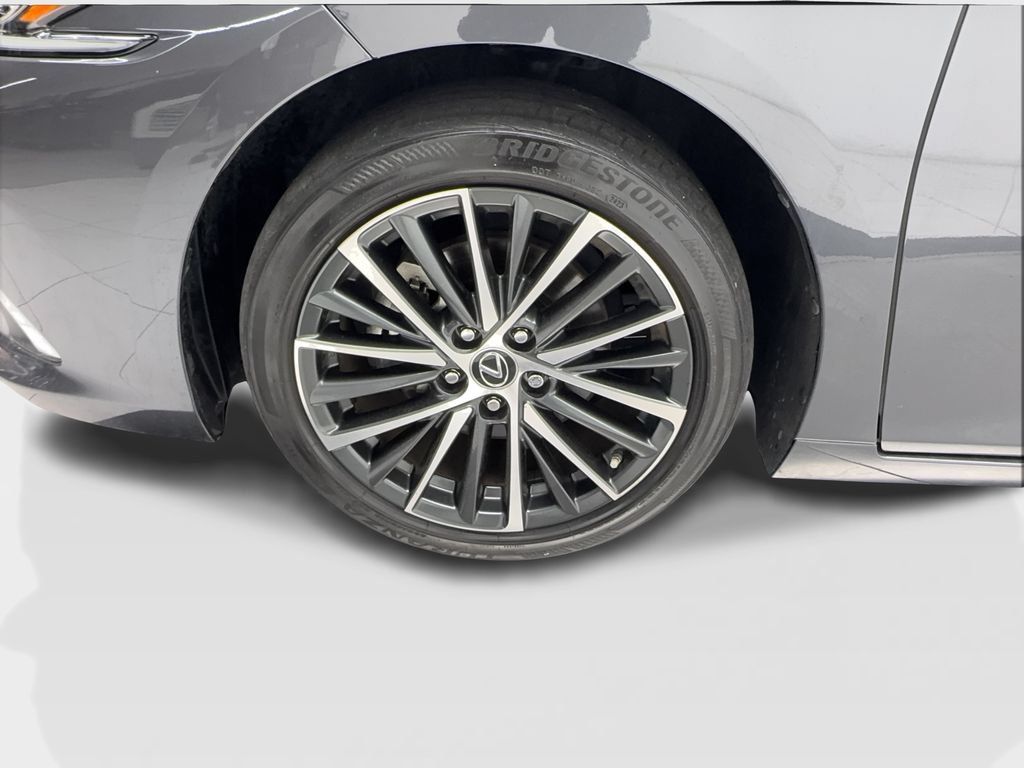 Used 2024 Lexus ES 250 w/ Premium Package AWD/4WD image 13