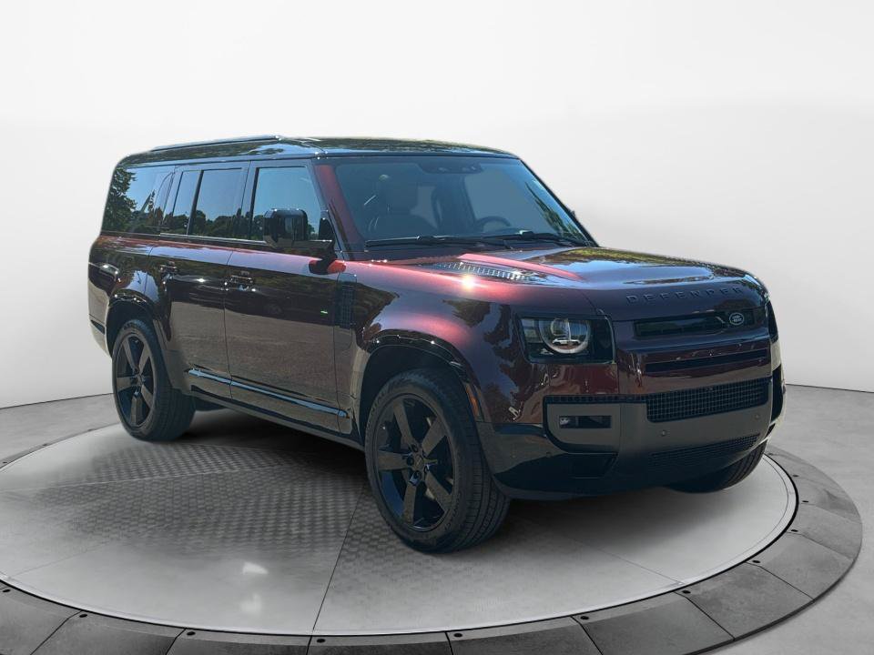 New 2026 Land Rover Defender 130 X-Dynamic SE AWD/4WD image 3