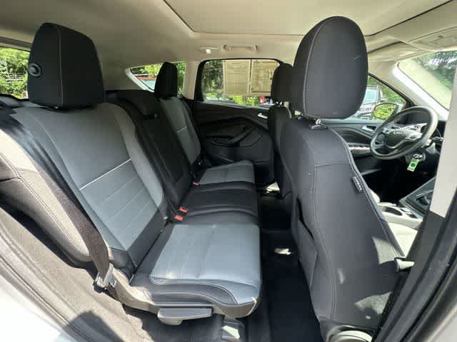 Used 2015 Ford Escape SE w/ Equipment Group 201A AWD/4WD image 21
