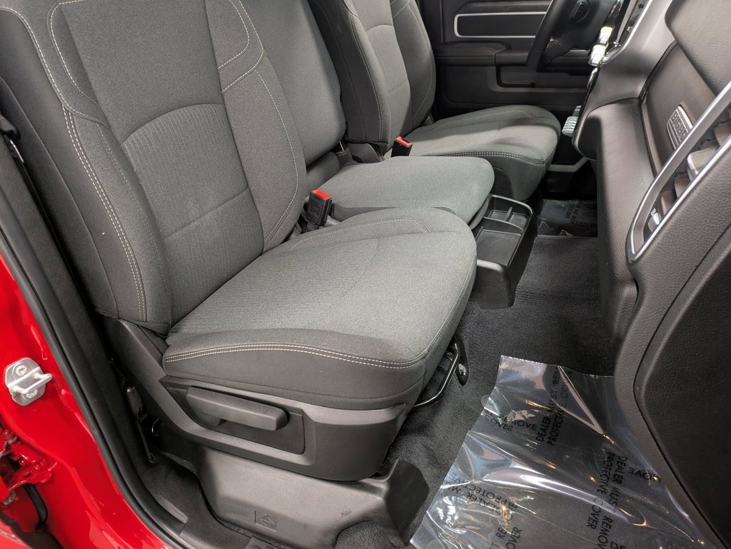 Used 2024 RAM 2500 Big Horn w/ Night Edition image 28