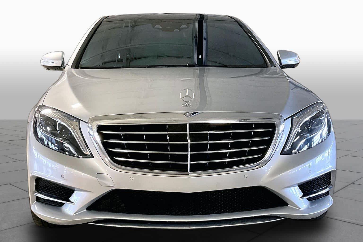 Used 2016 Mercedes-Benz S 550 Sedan image 3
