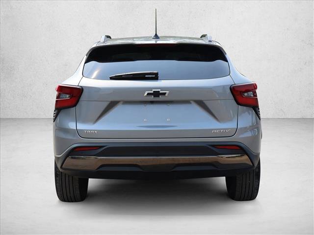 New 2026 Chevrolet Trax ACTIV w/ Sunroof Package FWD image 7