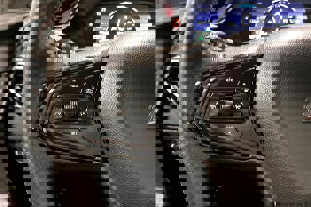 Used 2023 Chevrolet Bolt EUV LT w/ Convenience Package image 18