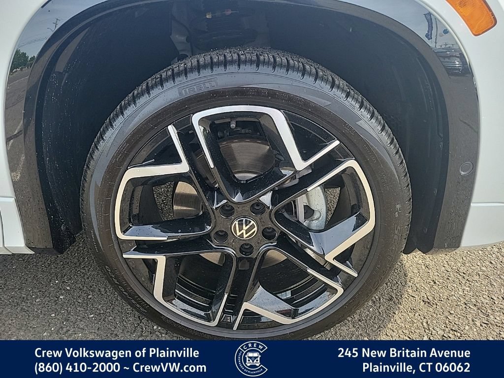 Certified 2026 Volkswagen Tiguan SEL R-Line AWD/4WD image 20