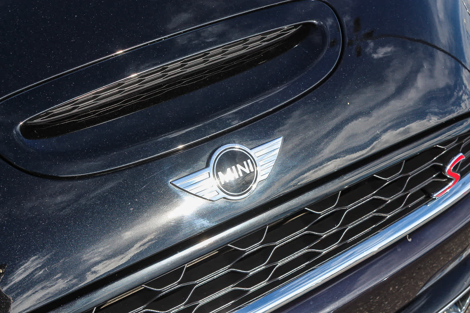 Used 2018 MINI Cooper S image 11