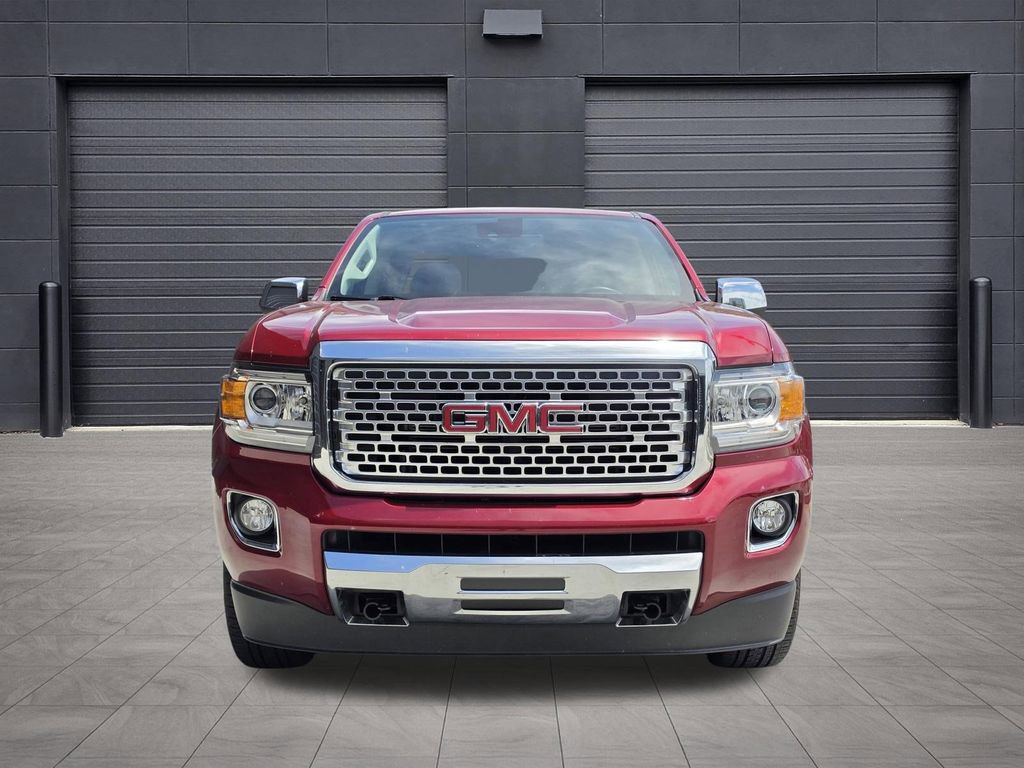 Used 2019 GMC Canyon Denali image 2