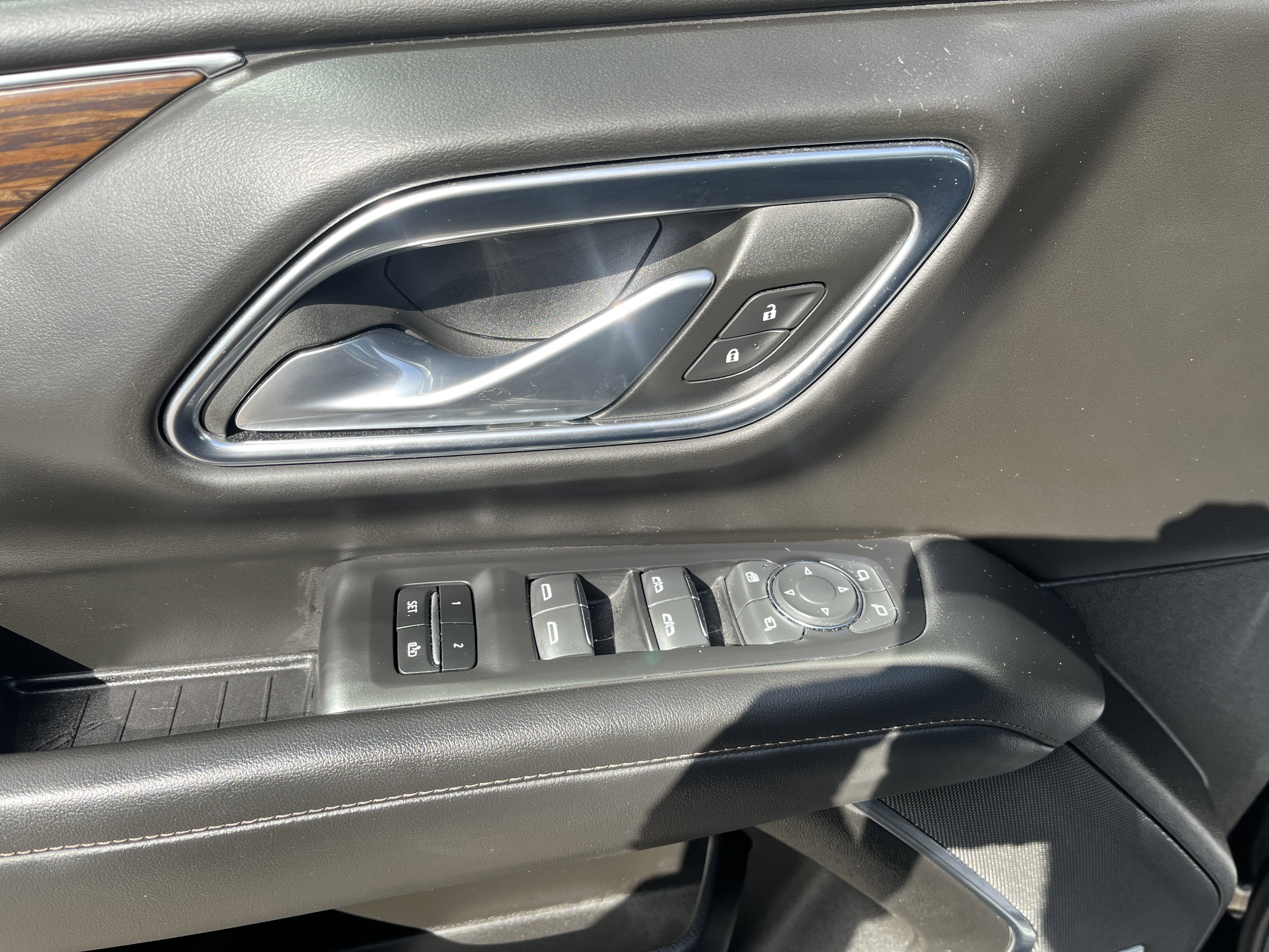 Used 2023 Chevrolet Tahoe High Country w/ Advanced Technology Package image 13