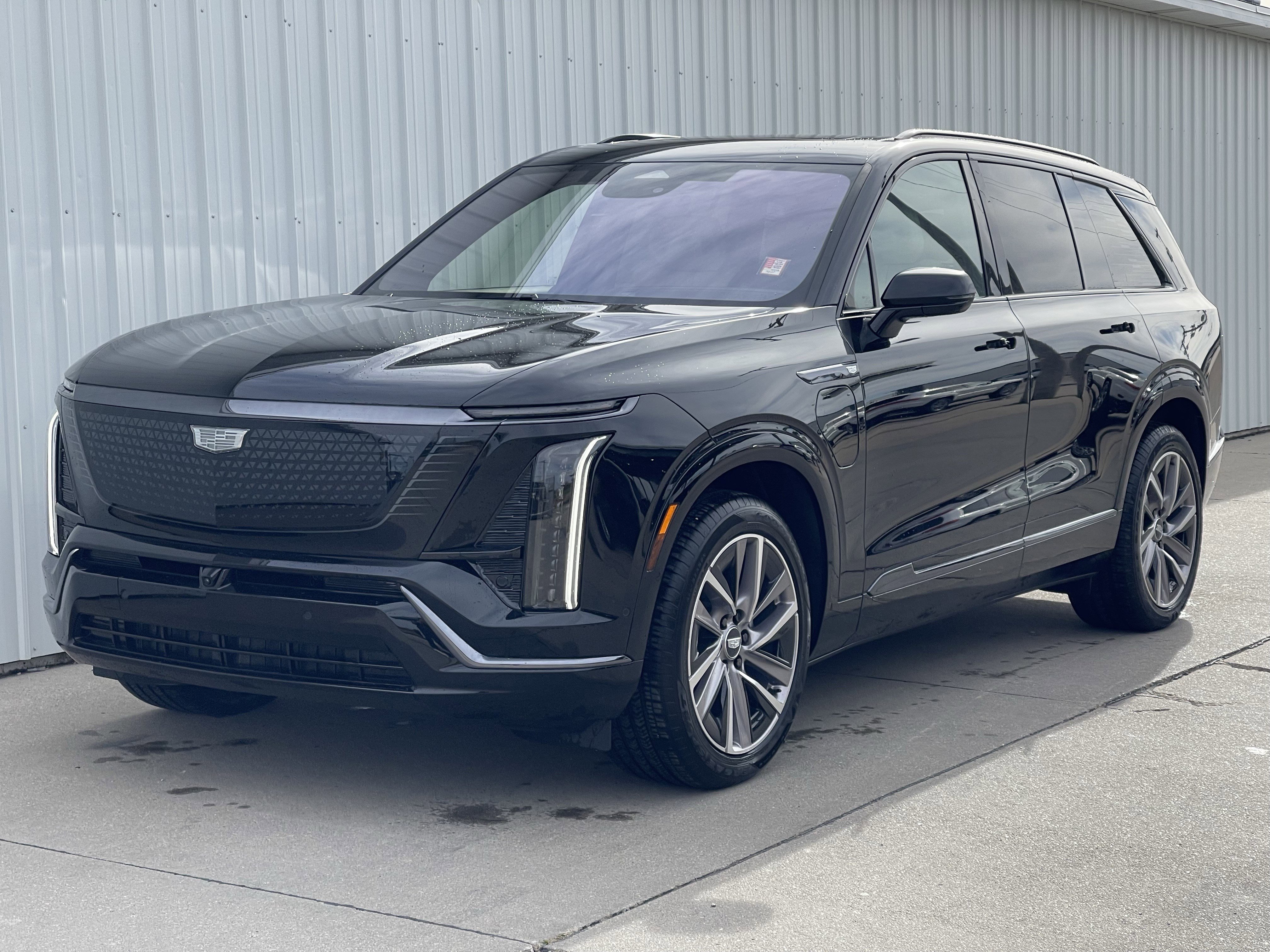 New 2026 Cadillac Vistiq Sport w/ LPO, Floor Liner Package