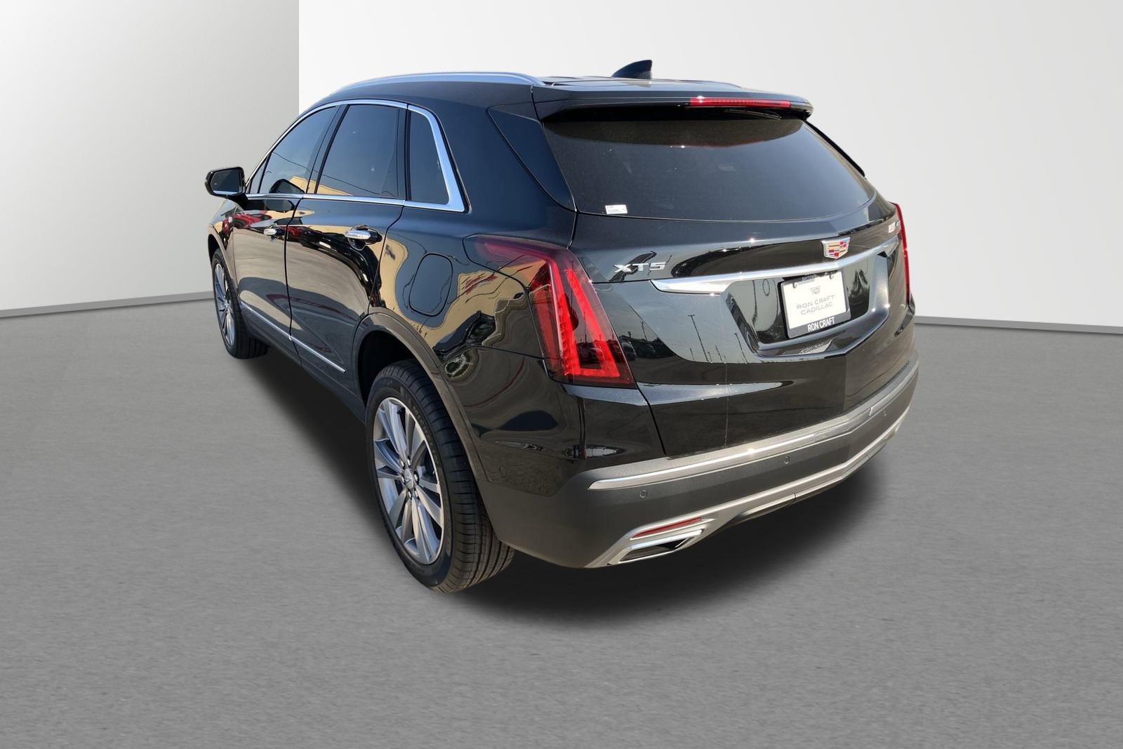 New 2025 Cadillac XT5 Premium Luxury w/ Technology Package image 3
