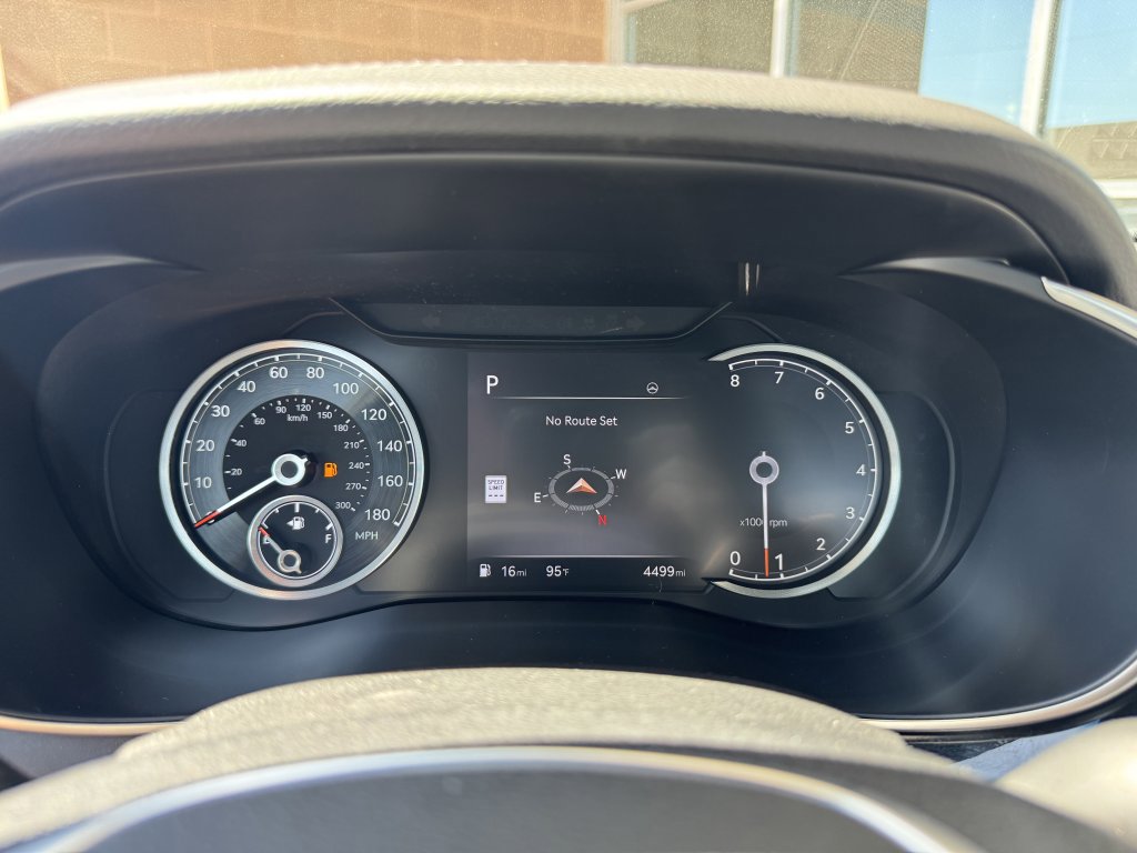 Used 2025 Genesis G70 2.5T w/ Sport Prestige Package image 18