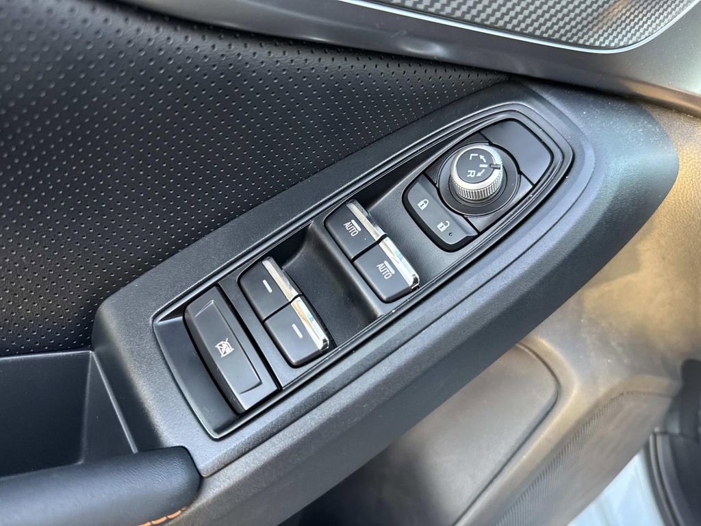 Used 2023 Subaru Crosstrek 2.5i Limited w/ Moonroof Package image 23