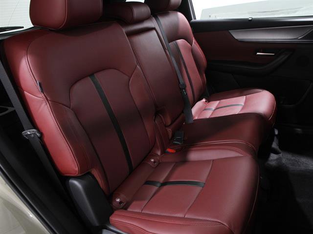 Certified 2025 MAZDA CX-70 Plug-In Hybrid w/ Premium Plus image 18