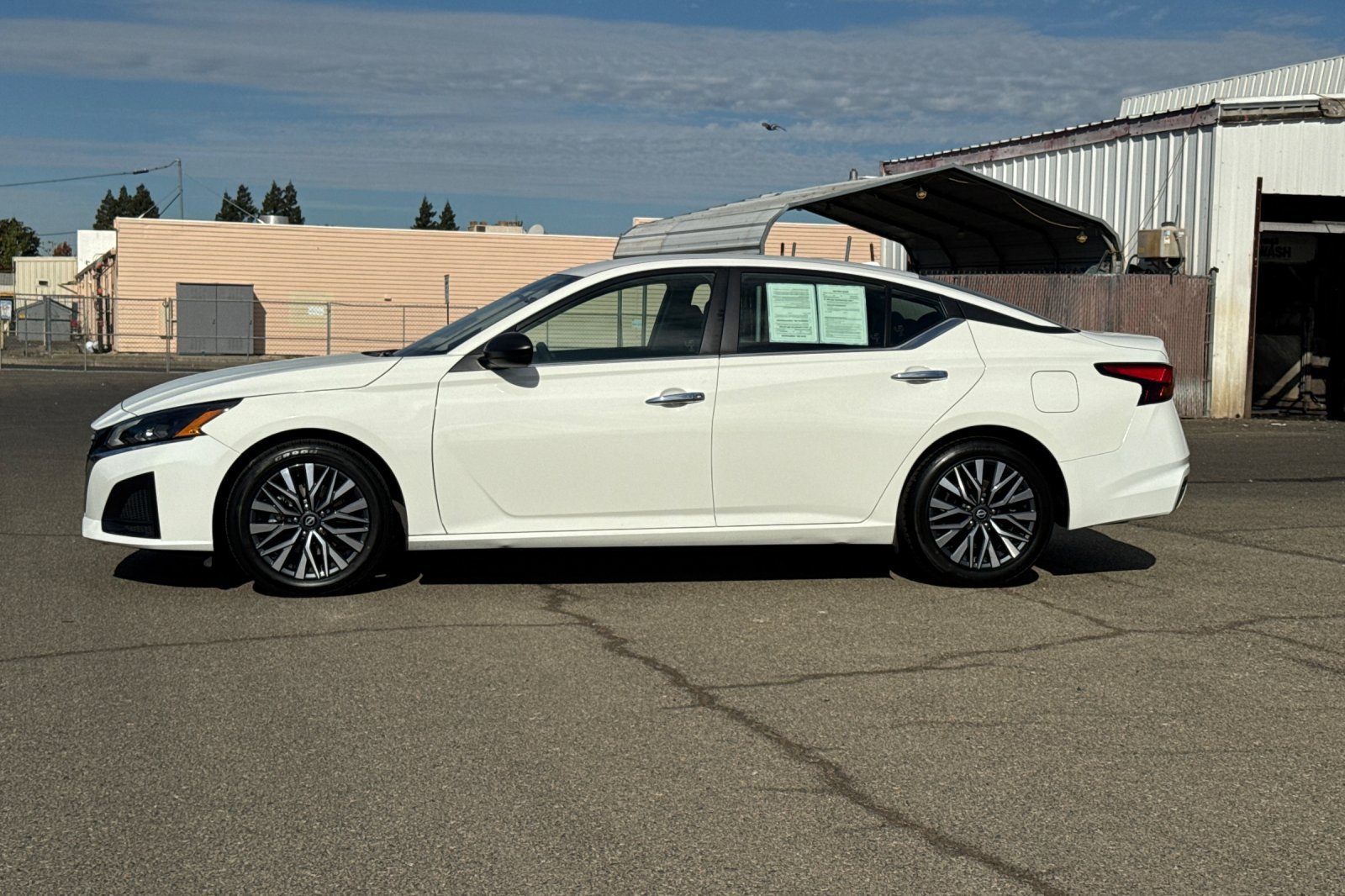 Certified 2025 Nissan Altima 2.5 SV FWD image 9