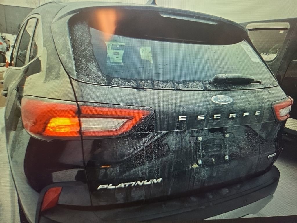 Used 2023 Ford Escape Platinum image 12