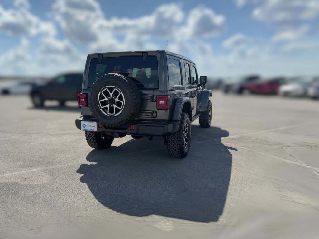 New 2025 Jeep Wrangler Unlimited Rubicon image 11