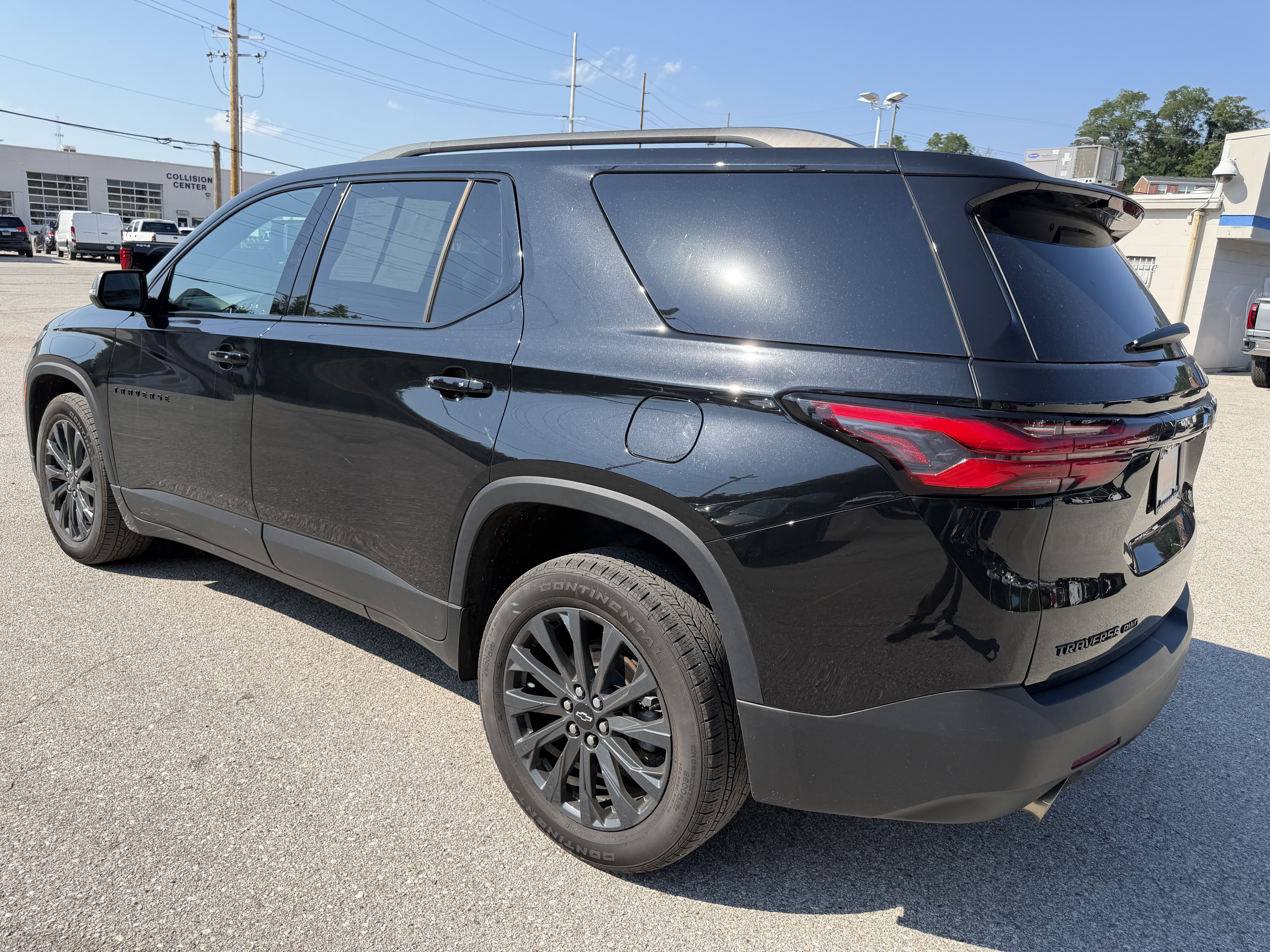 Used 2023 Chevrolet Traverse RS AWD/4WD image 5