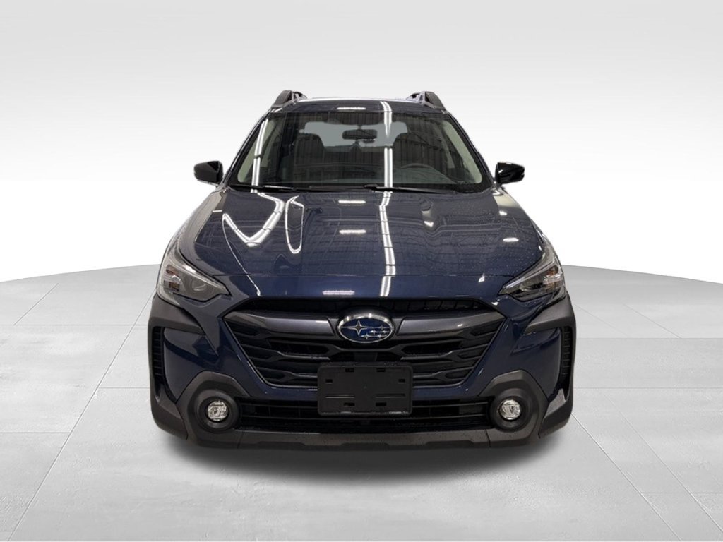 Used 2025 Subaru Outback Premium AWD/4WD image 8