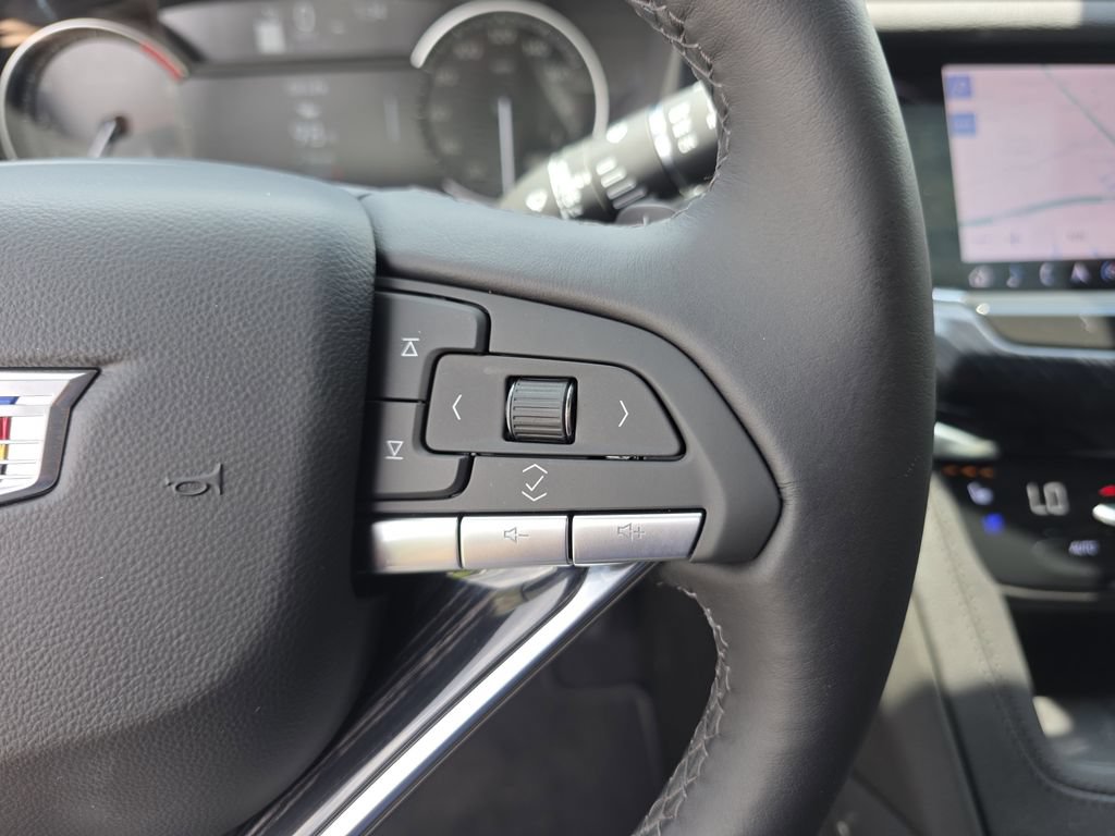 New 2025 Cadillac XT6 Premium Luxury FWD image 31
