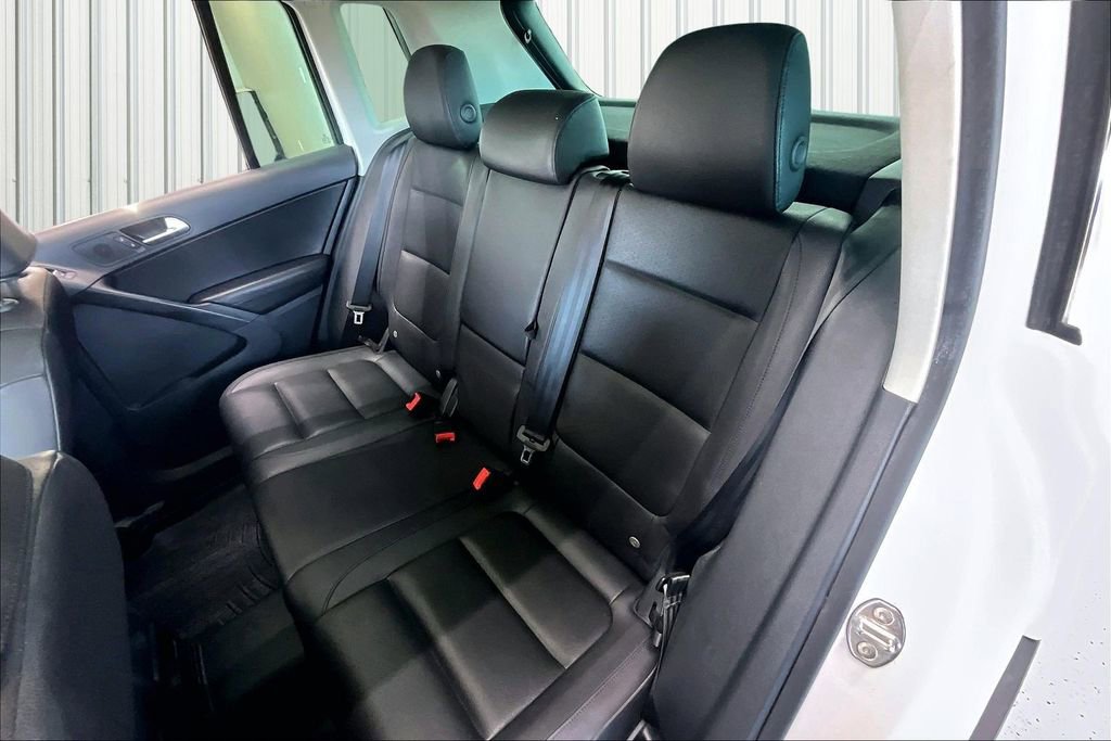 Used 2017 Volkswagen Tiguan Wolfsburg Edition image 22