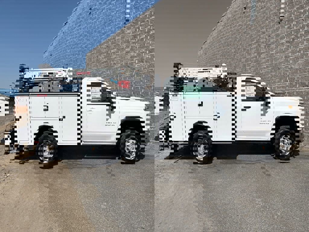 New 2025 Chevrolet Silverado 3500 W/T w/ WT Convenience Package video 2