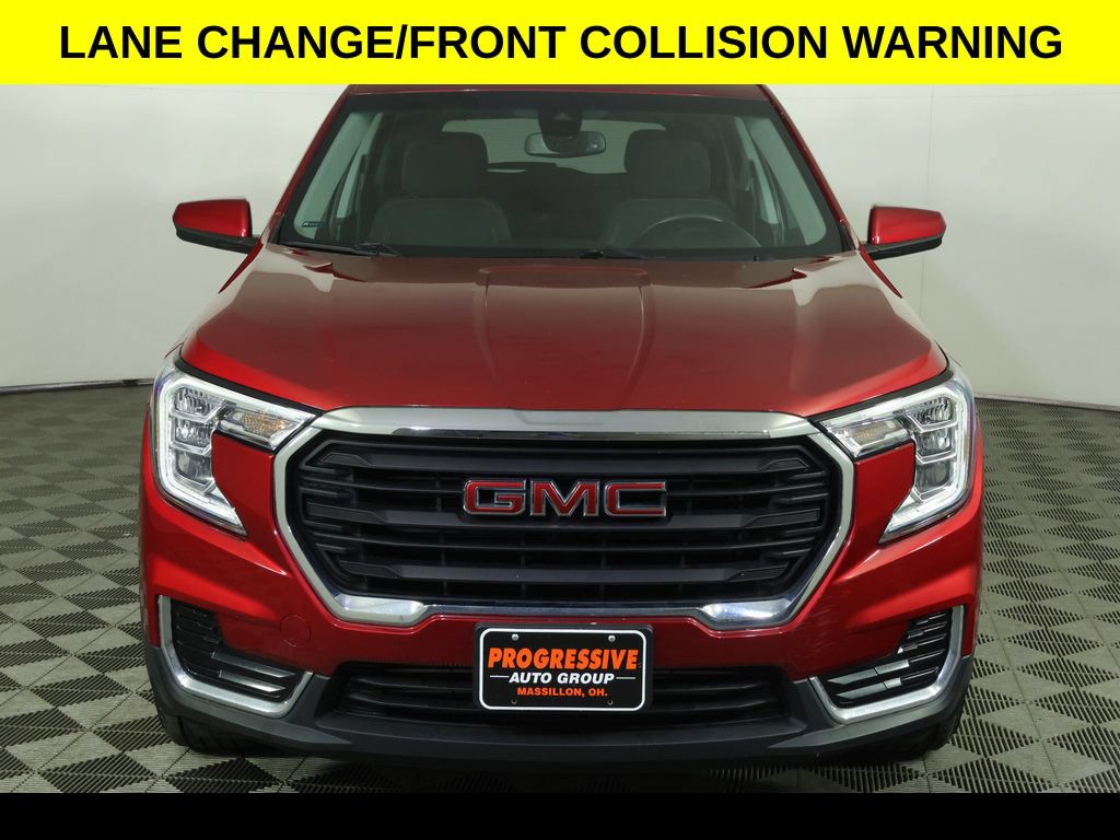 Used 2022 GMC Terrain SLE w/ Driver Convenience Package AWD/4WD image 8